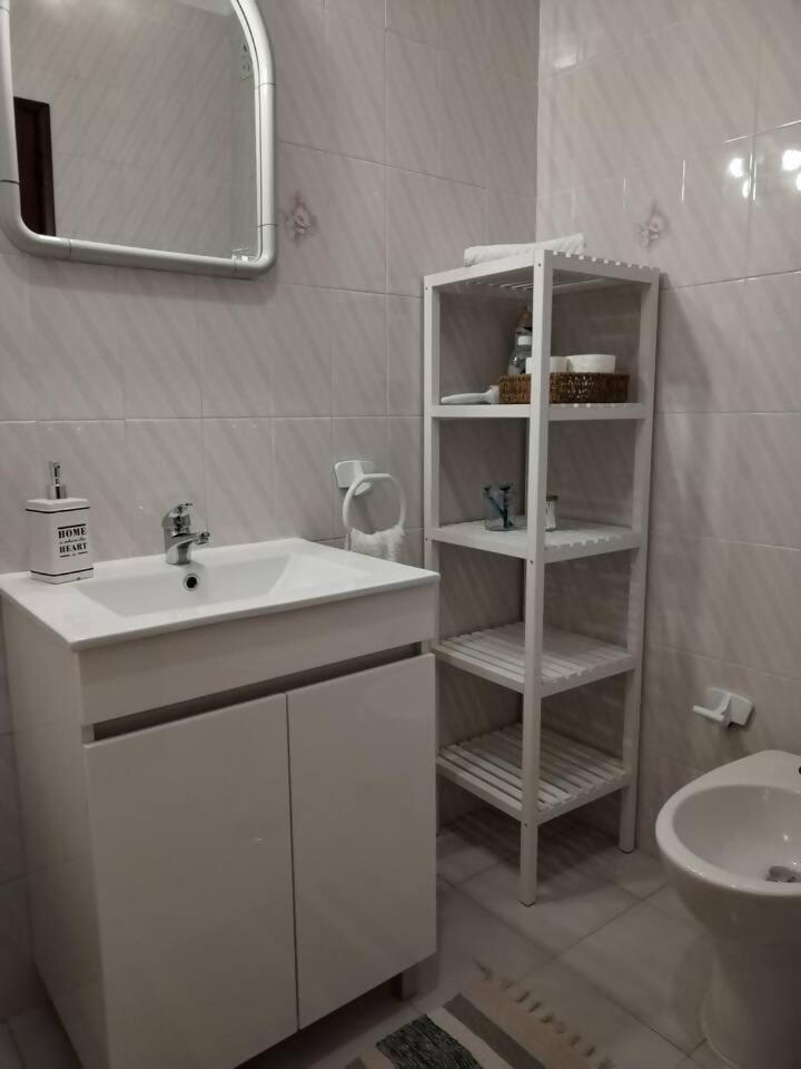 Ip5 Chivas Beach House Ferrel  Esterno foto