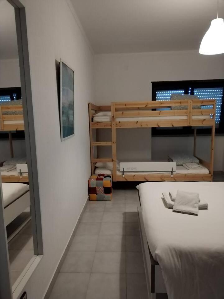 Ip5 Chivas Beach House Ferrel  Esterno foto