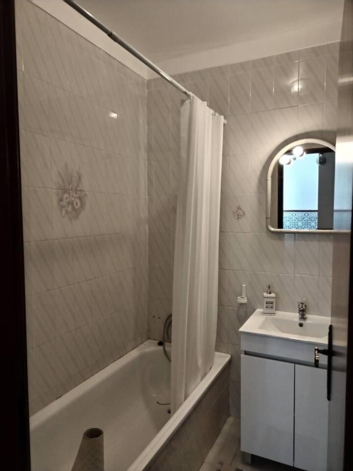 Ip5 Chivas Beach House Ferrel  Esterno foto